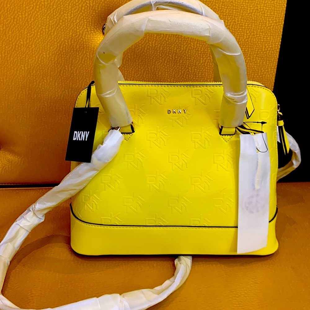 Big yellow leather Handbag with handle. A choice of hand strap/ shoulder strap
